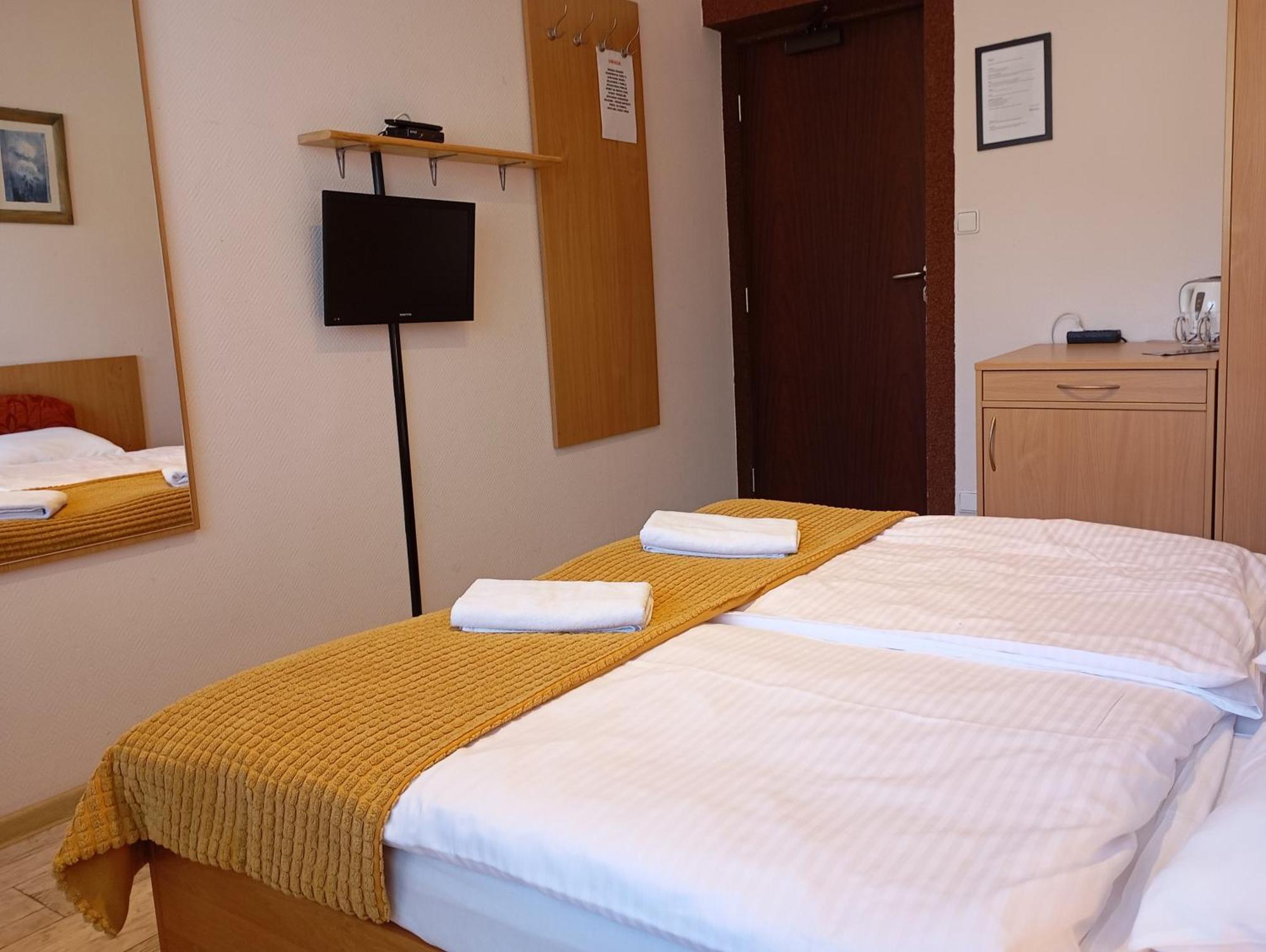 シュチルク Osrodek Wypoczynkowy Zapalenica Bed & Breakfast エクステリア 写真